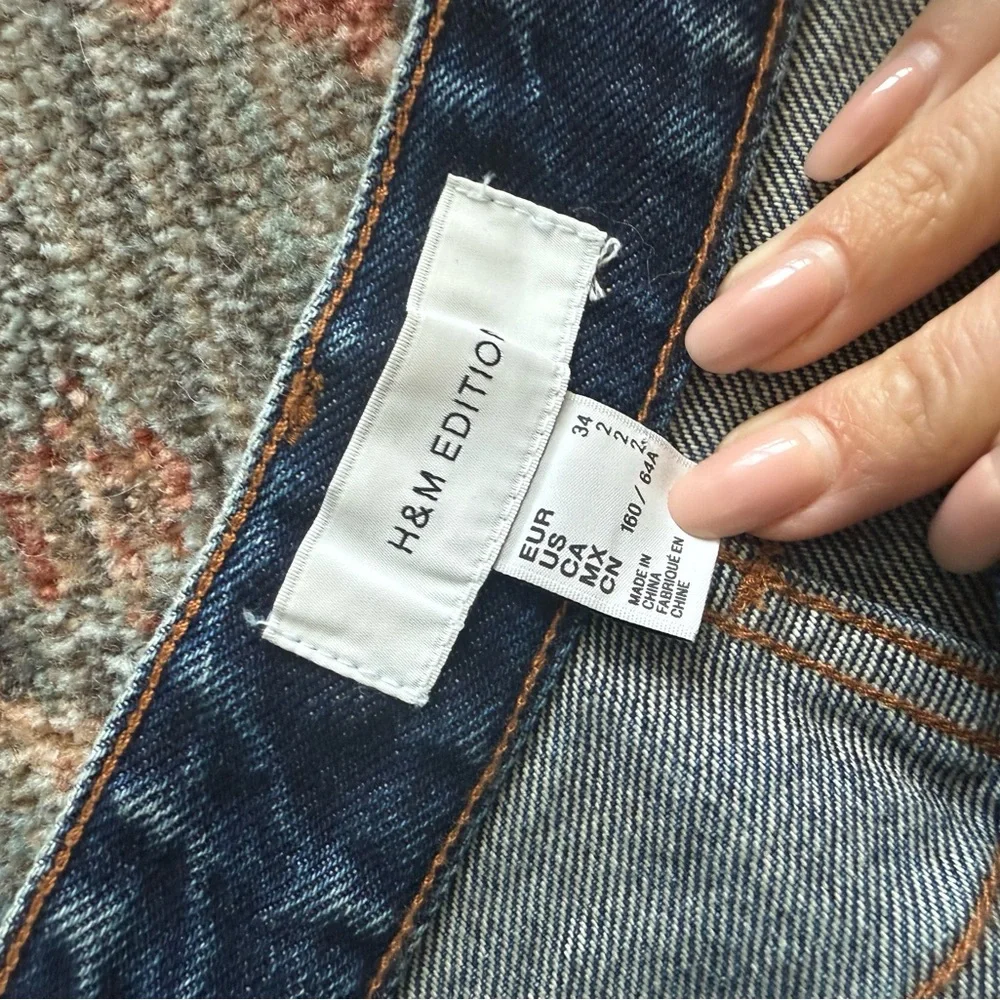 HM Studio Rhinestone Shorts - Picture 4 of 5